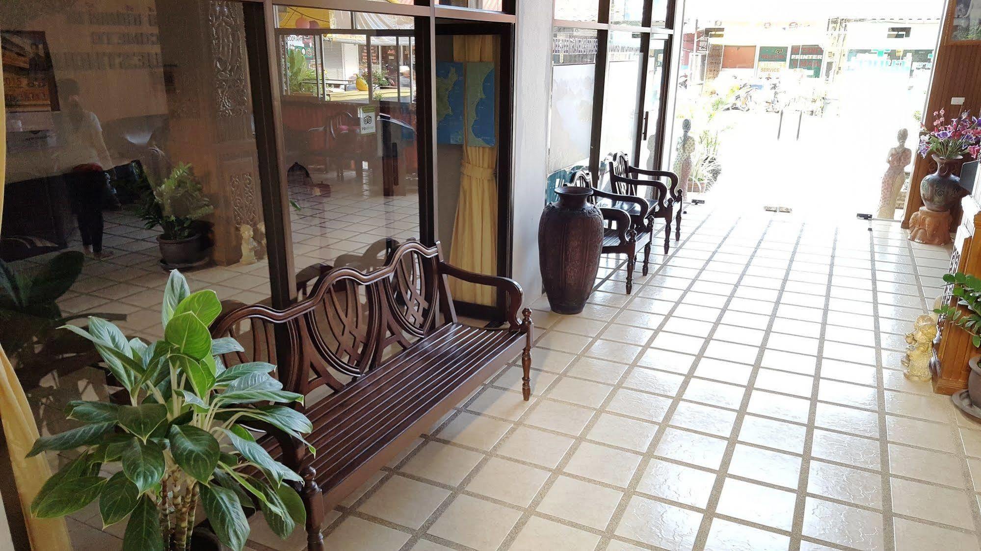 Holiday Guest House Chaweng Beach Buitenkant foto