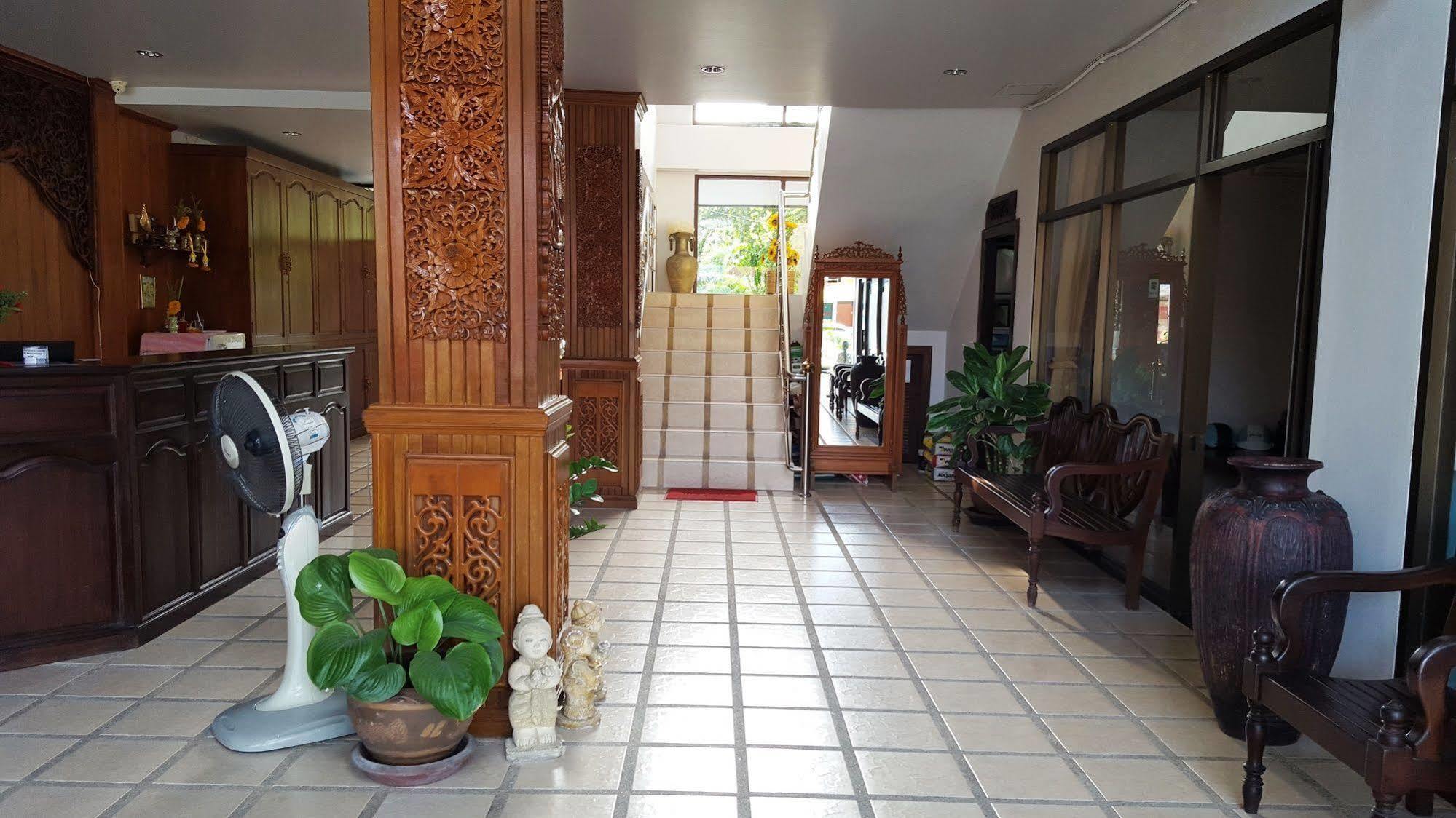 Holiday Guest House Chaweng Beach Buitenkant foto